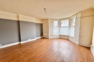 Lounge- click for photo gallery